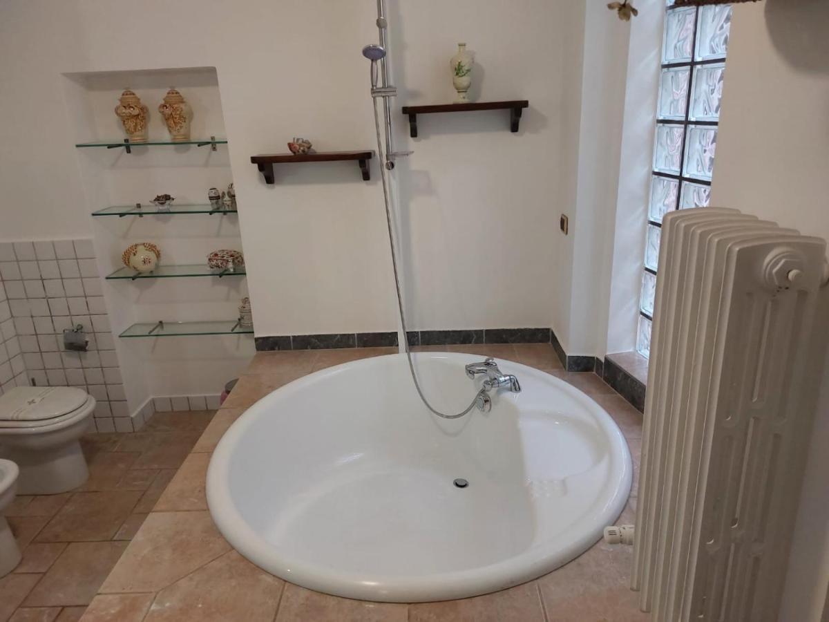 Suite Del Conservatorio Nel Centro Storico Лече Екстериор снимка