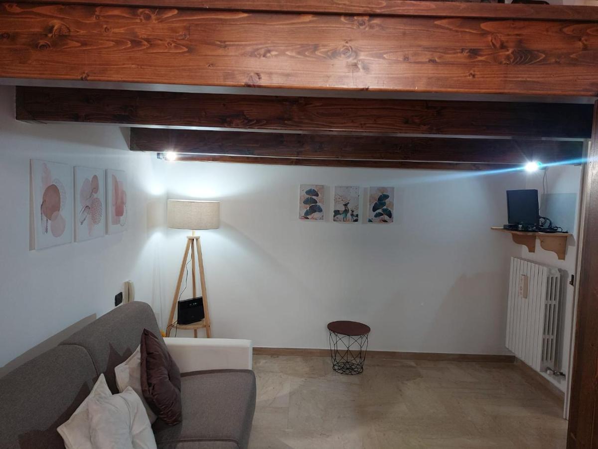 Suite Del Conservatorio Nel Centro Storico Лече Екстериор снимка