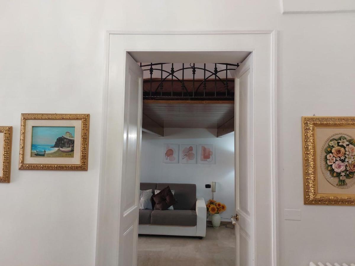 Suite Del Conservatorio Nel Centro Storico Лече Екстериор снимка