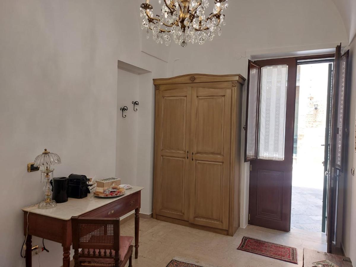 Suite Del Conservatorio Nel Centro Storico Лече Екстериор снимка